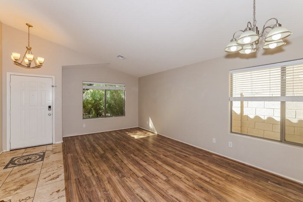 7919 S 47th Ln - Photo 3 of 16