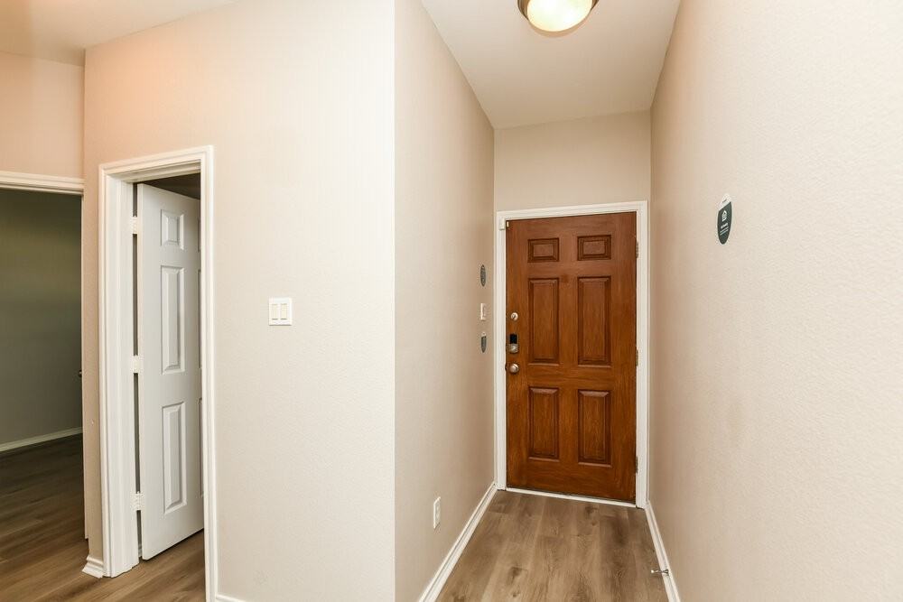 7975 Los Alamitos Ln - Photo 3 of 16