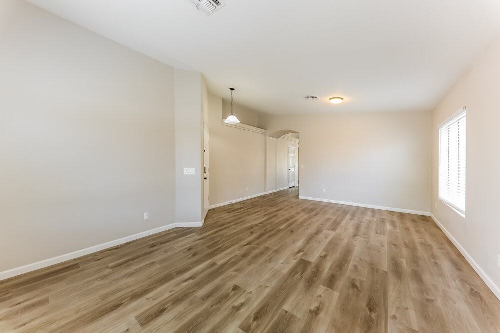 11288 W Lily Mckinley Dr - Photo 3 of 16
