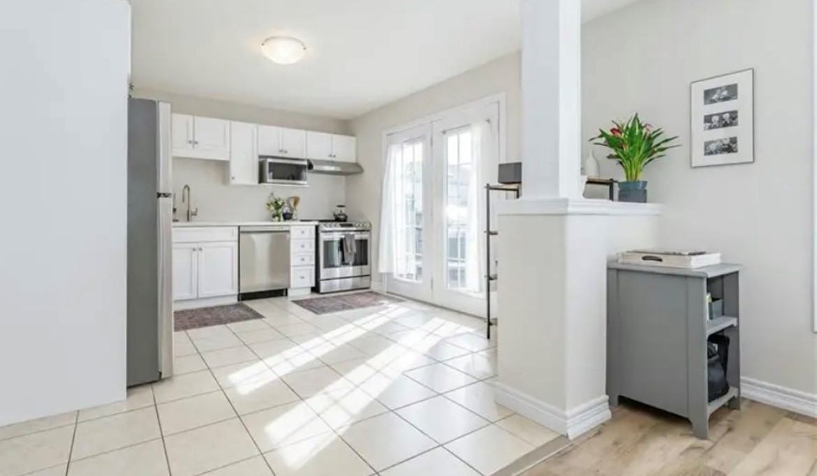 33 Gosling Gardens #na - Photo 2 of 14