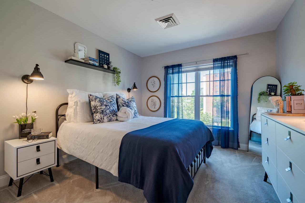 Wellington Place - Photo 4 of 22