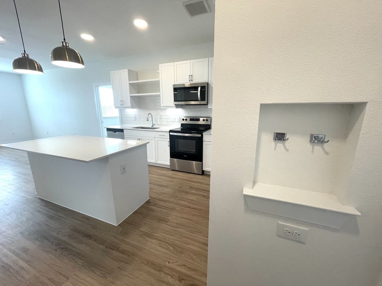 19365 Wilke Ln #10105 - Photo 4 of 12