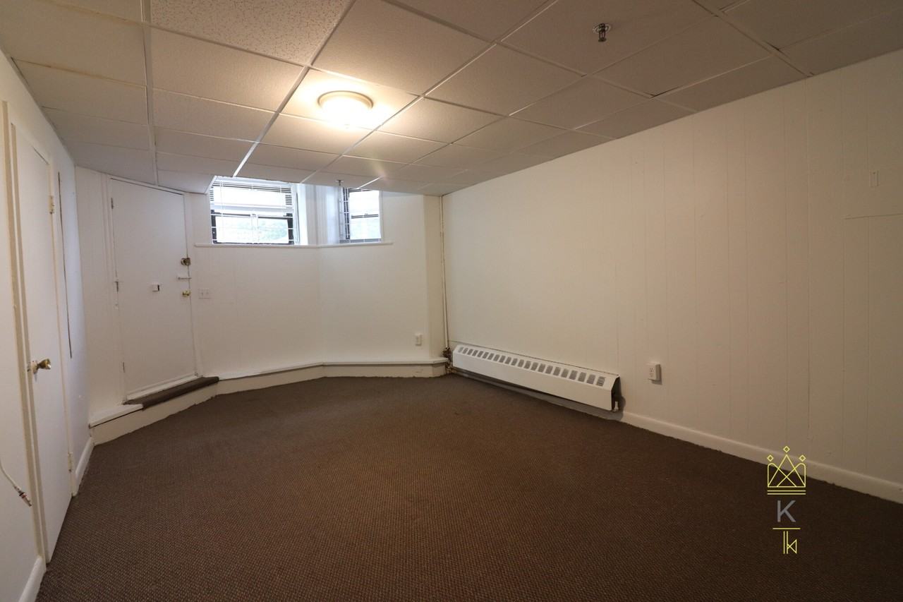 409 Huntington Ave #B1 - Photo 2 of 17