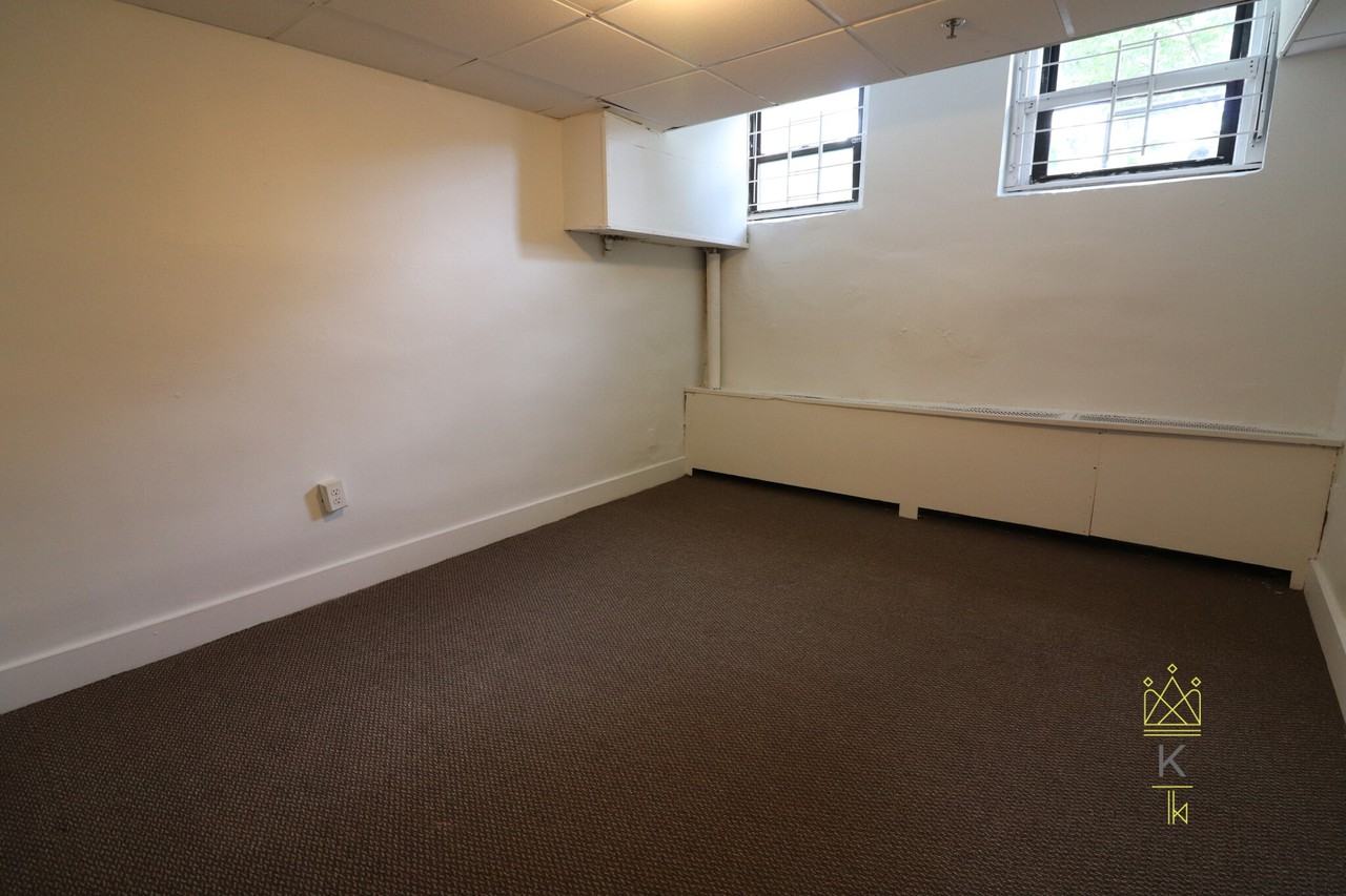 409 Huntington Ave #B1 - Photo 4 of 17