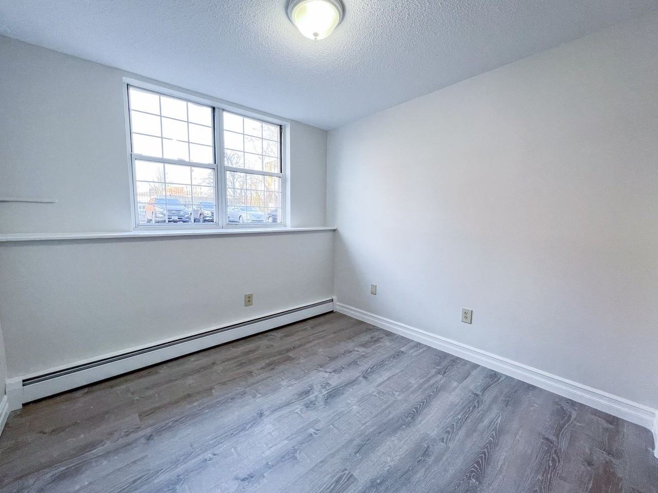 322 Hudson St / Luca Investments LLC - Photo 6 of 28