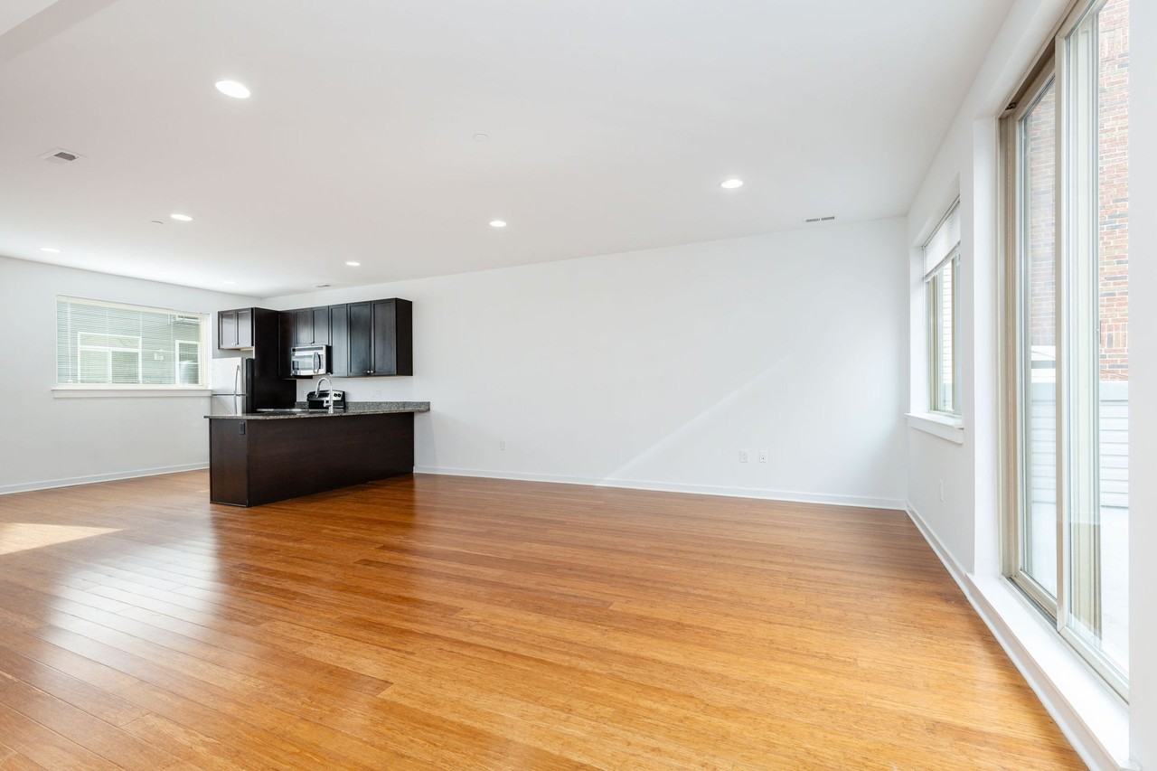 The Residences - Photo 5 of 31