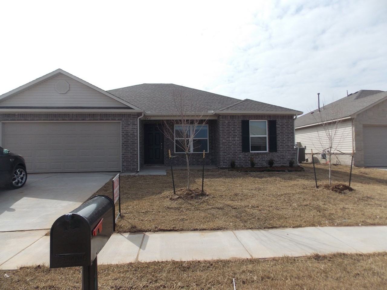 1841 Jack Rabbit Ln - Photo 2 of 10