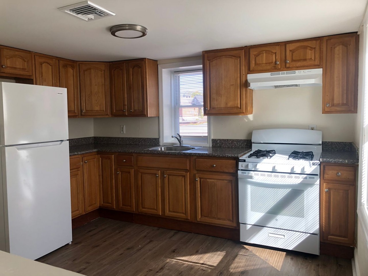 24 Emory Ave. - Photo 2 of 10