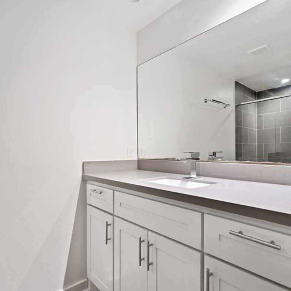 ALTA15-1717 Norfolk - Photo 5 of 10