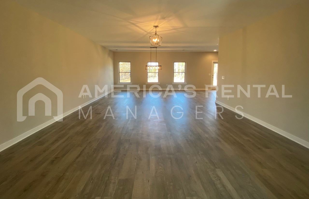 324 Lakewood Ln - Photo 5 of 34