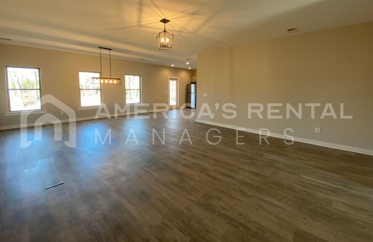 324 Lakewood Ln - Photo 7 of 34