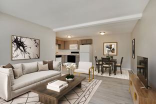 Landing on Lincoln - Photo 1 of 1