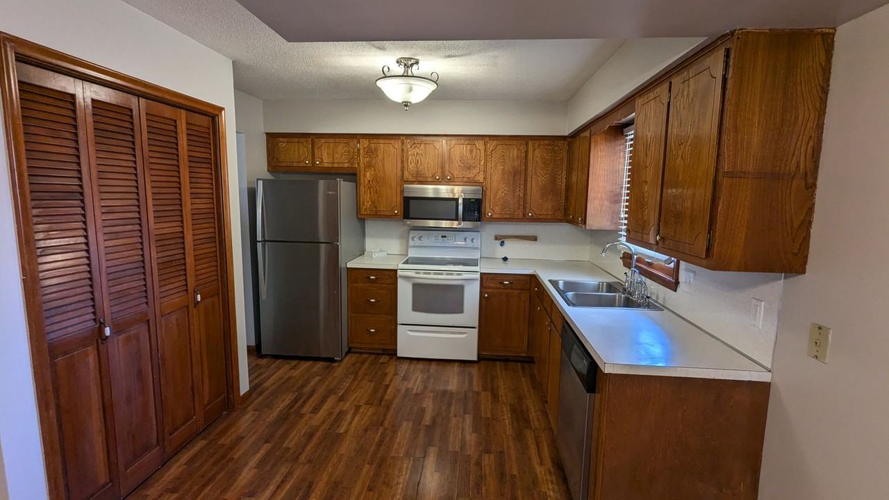 19874 Beverly Manor Ln - Photo 6 of 20