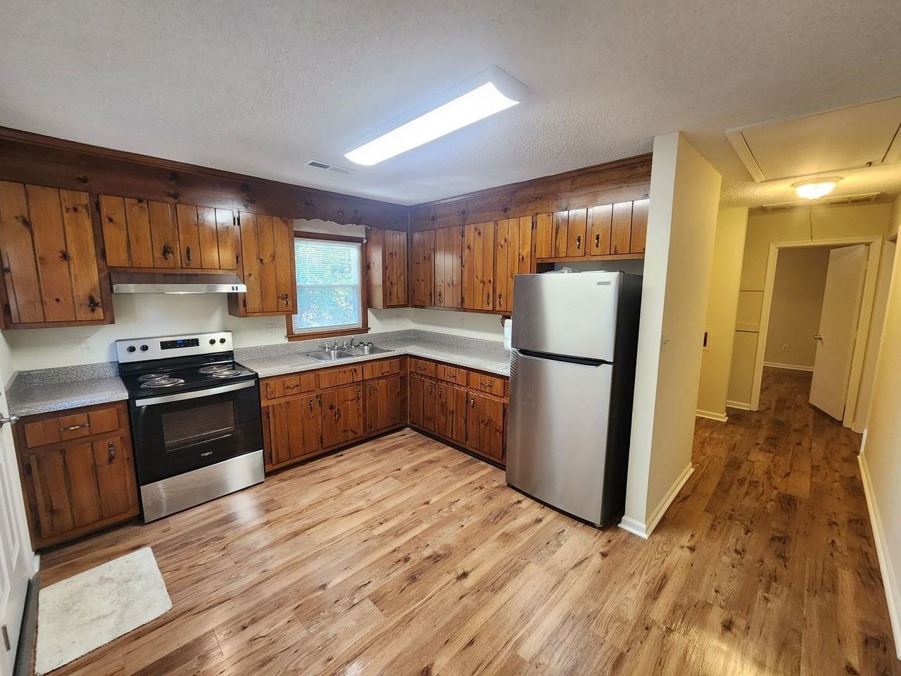 7820 Partridge Ct - Photo 2 of 4