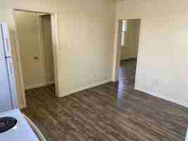 featured image of 415 Broadway