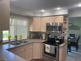 featured image of 945 E Rio Pinar Ln