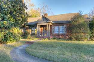 695 King Ave #UP - Photo 1 of 1