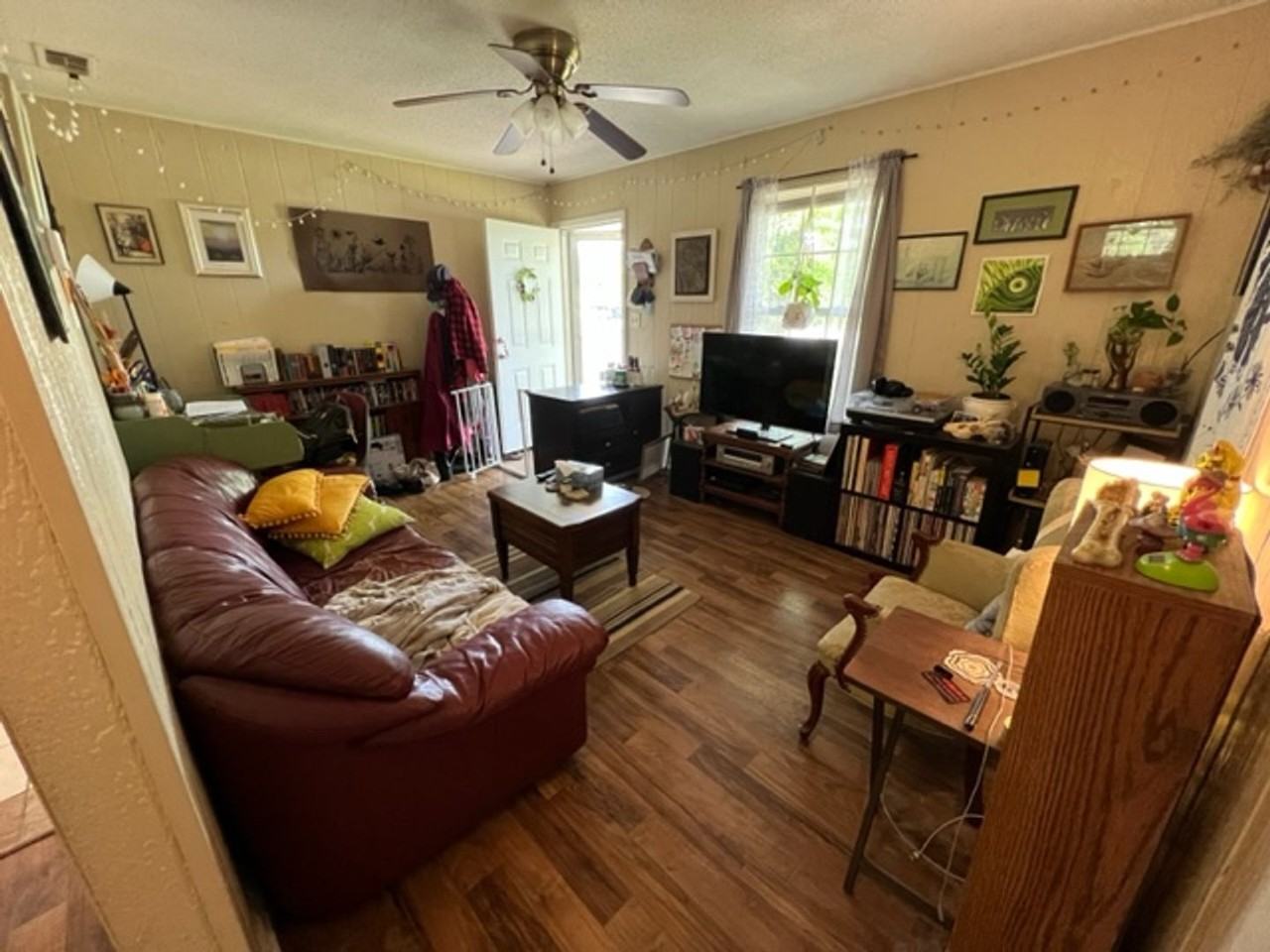 5472 Lexington Rd - Photo 2 of 8