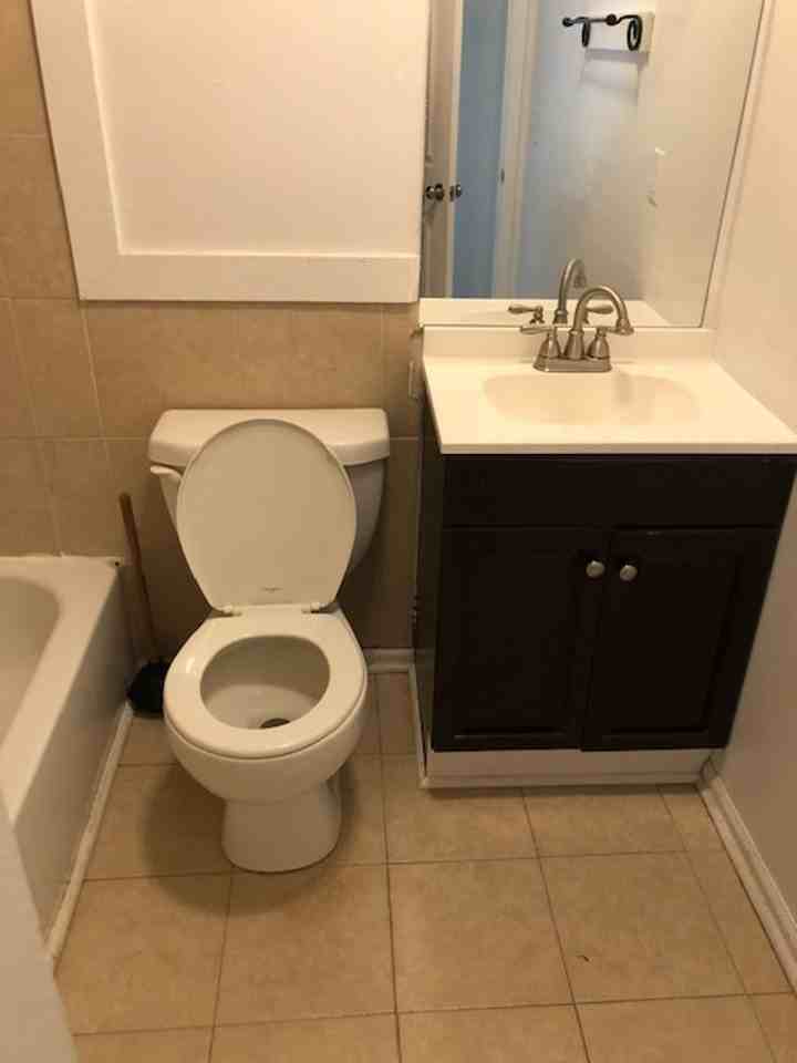 76 Cedar Dr #B - Photo 4 of 10