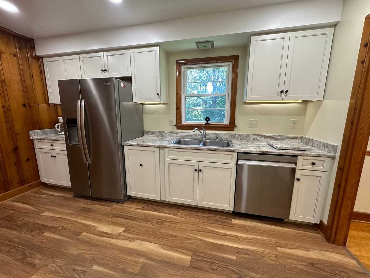 4624 Ferncliff Dr - Photo 6 of 27