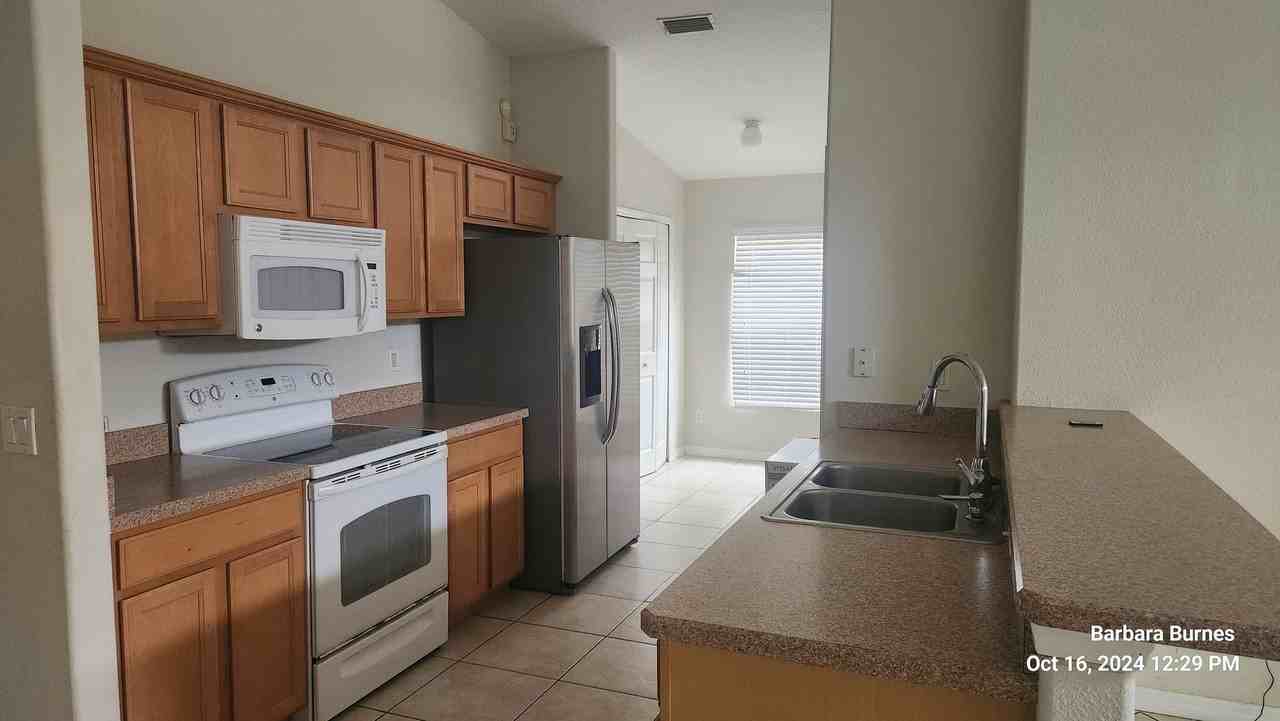 805 Angelina Ct - Photo 4 of 16