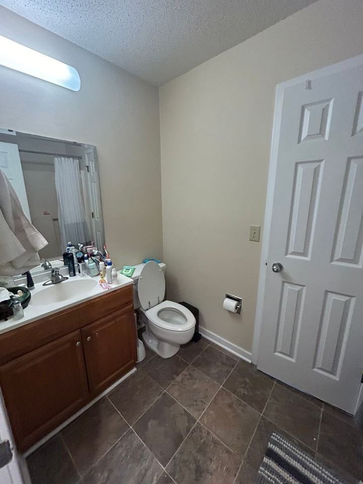 702 Martin Luther King Jr Blvd #C3 - Photo 5 of 7