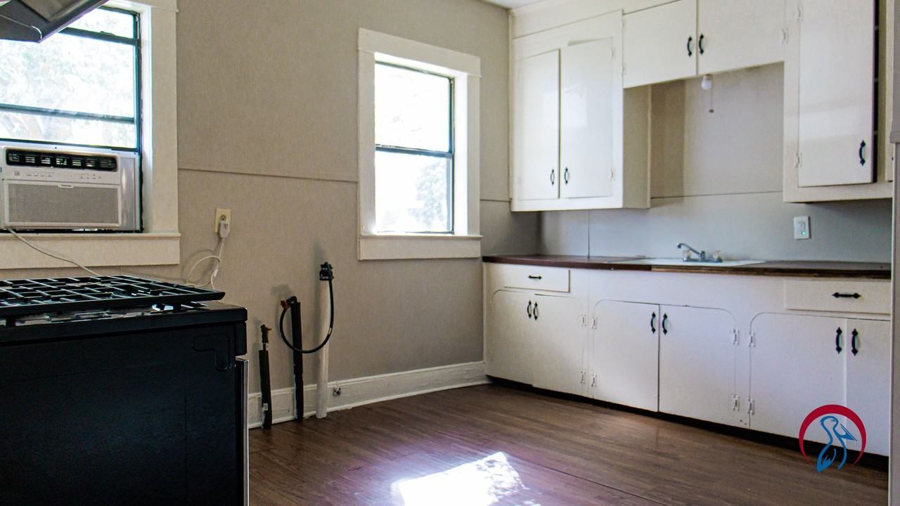 2M- 209 Mitchell Lane - Photo 2 of 7