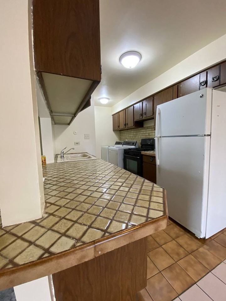 20158 Ash Ln - Photo 3 of 13