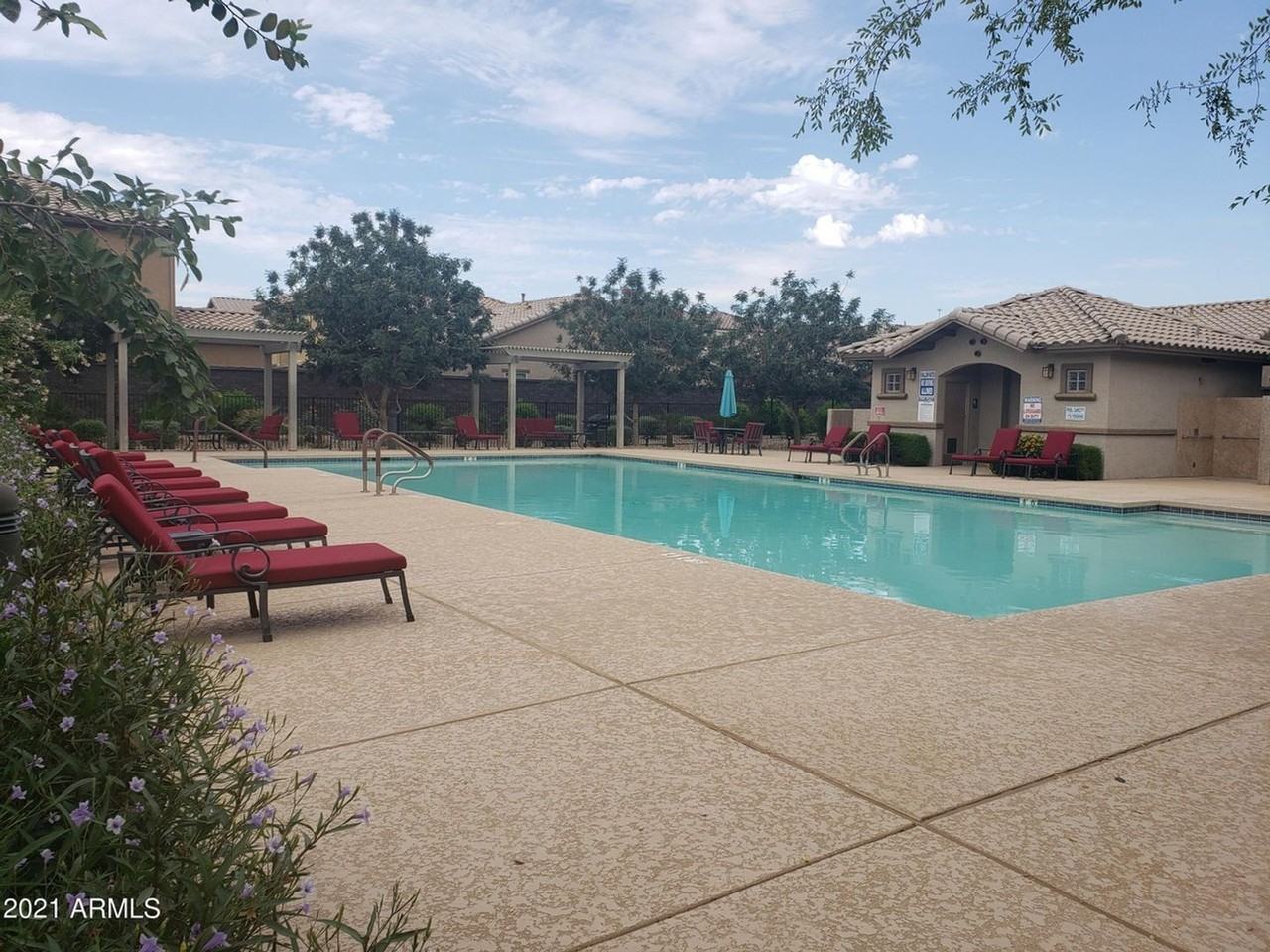 16345 W Latham St - Photo 6 of 50