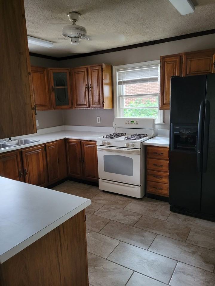 36 Holman Ave Frnt - Photo 7 of 13