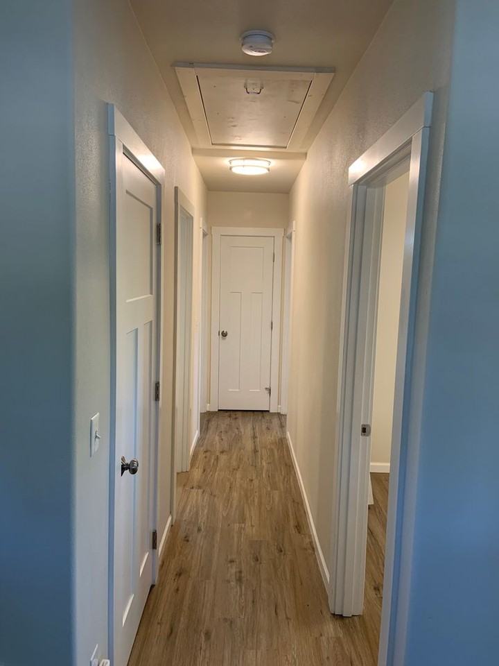 702 College St - Photo 6 of 18
