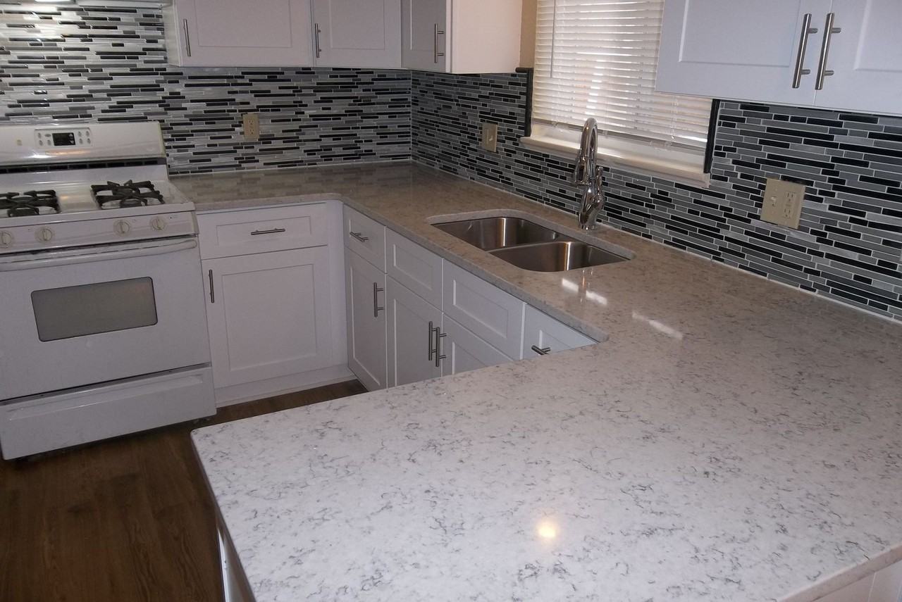 1912 Springfield Dr - Photo 2 of 12