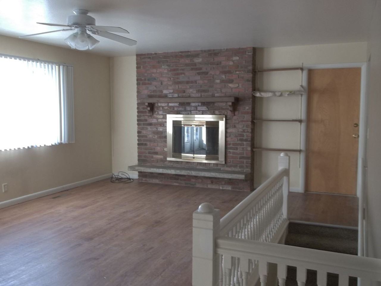 1912 Springfield Dr - Photo 5 of 12