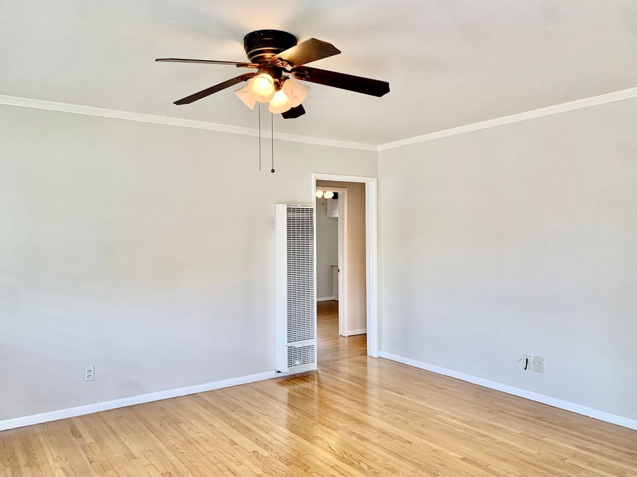 4552 Dana Dr - Photo 5 of 27