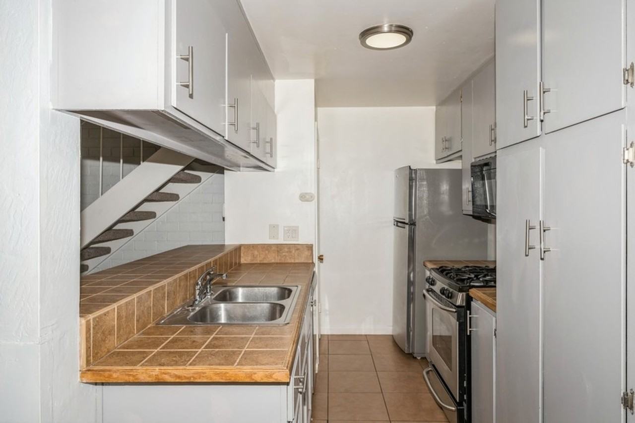 3683 Park Dr #2 - Photo 7 of 26