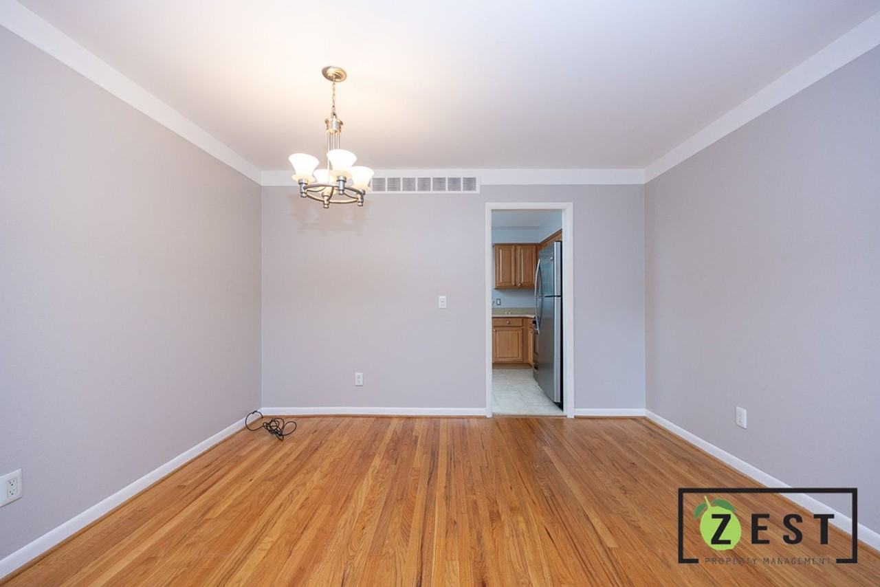 415 Fox Hills Dr N - Photo 6 of 25