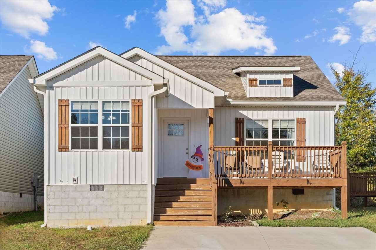 3304 Striplin Trail - Photo 2 of 31