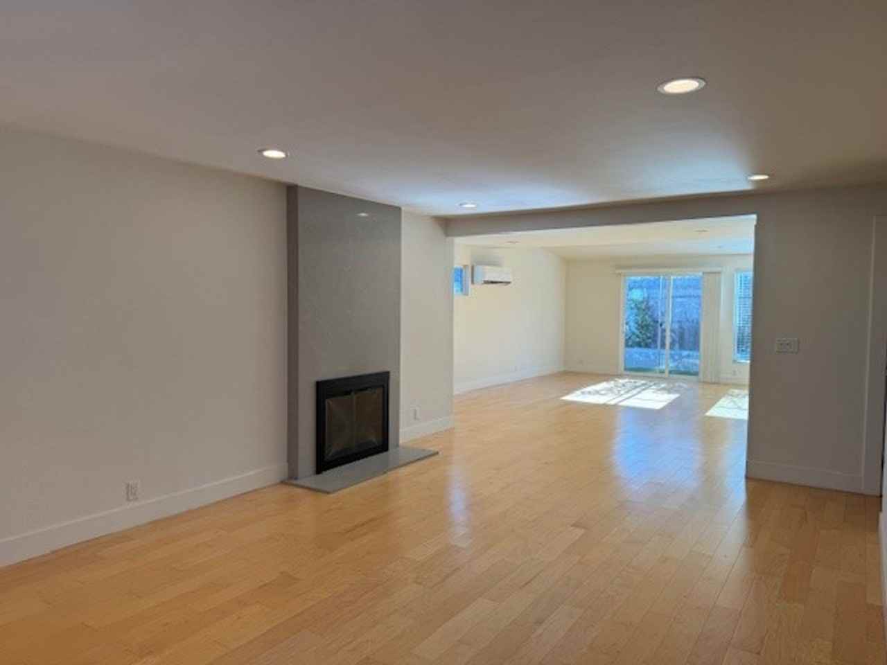 517 Roxbury Way - Photo 3 of 24