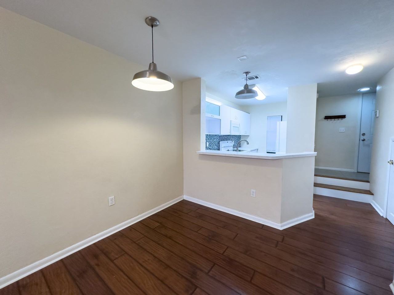 1416 Sw 25th Pl - Photo 6 of 27