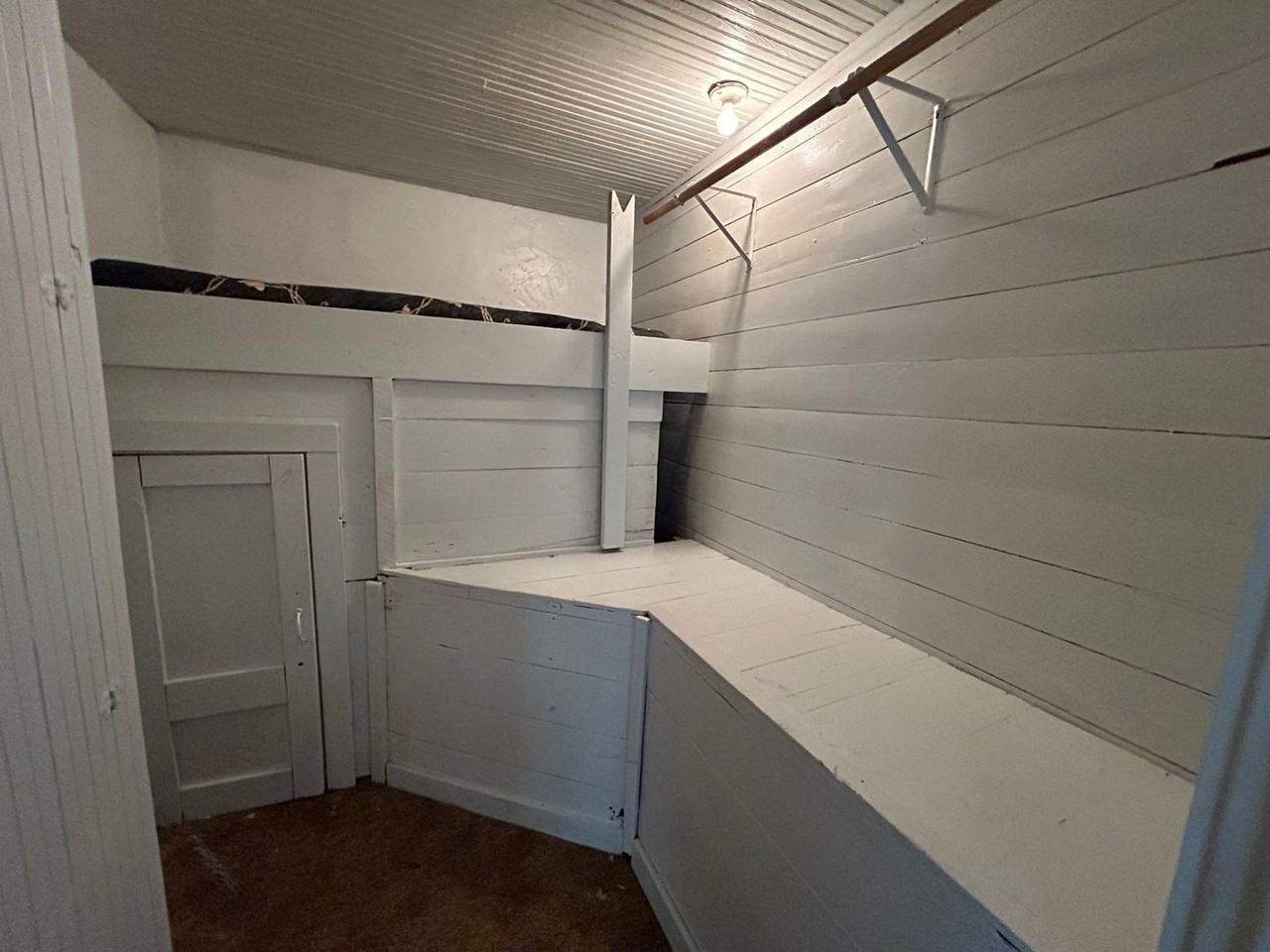 2619 William Ave - Photo 6 of 12