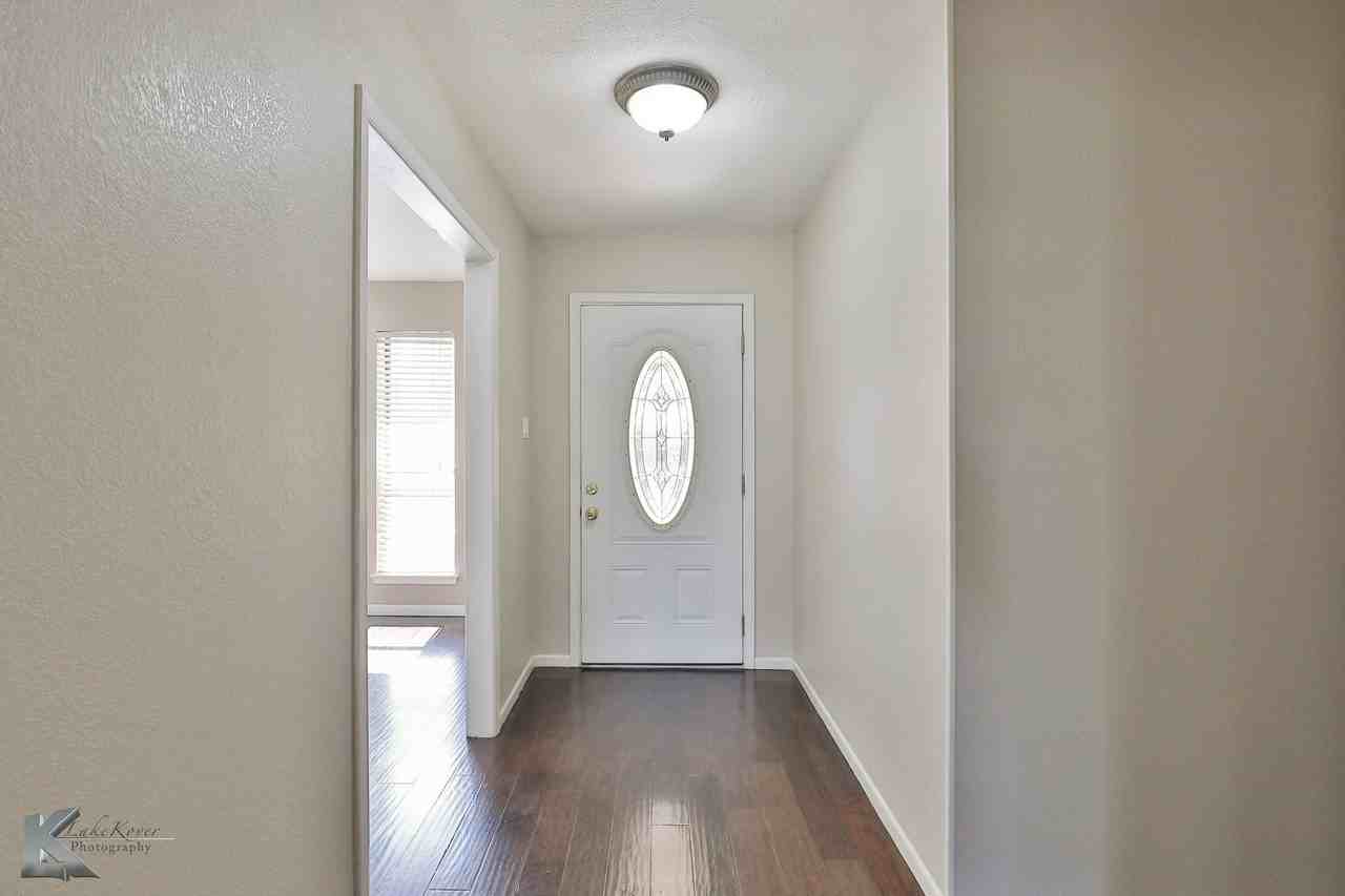 26 High Life Cir - Photo 3 of 43