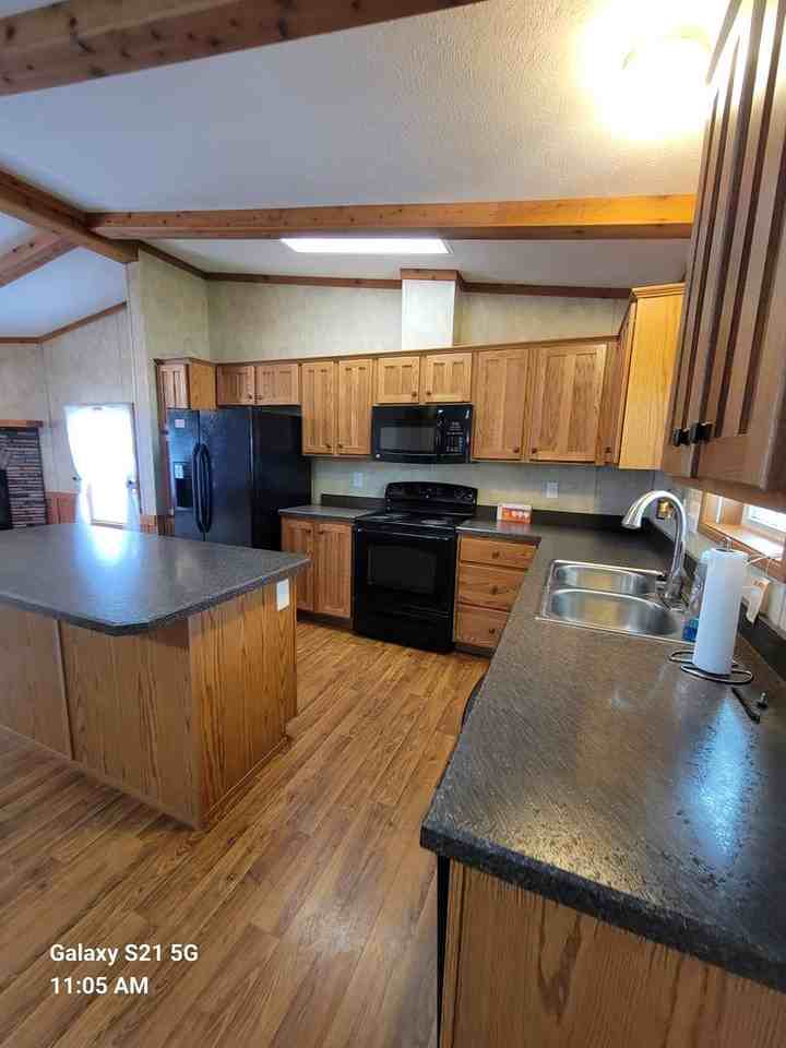 5510 Royer Rd - Photo 3 of 30