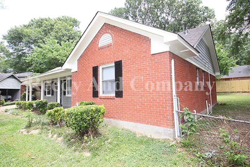 4558 Tammy Cv - Photo 3 of 25