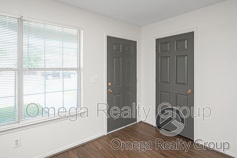 100 Egg And Butter Rd #15 - Photo 4 of 27