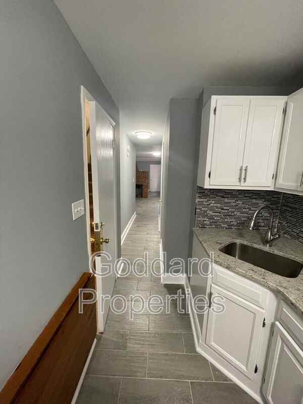 1434 Light St #A - Photo 2 of 14