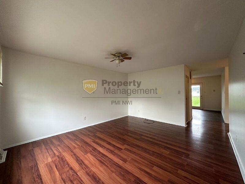 5588 Tulip Ave - Photo 3 of 13