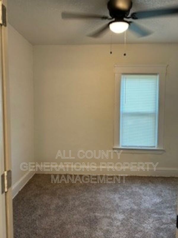 9705 Orleans Ave - Photo 7 of 29