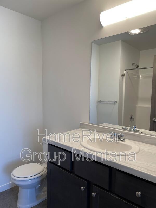 1355 Rodgers St #301 - Photo 4 of 8