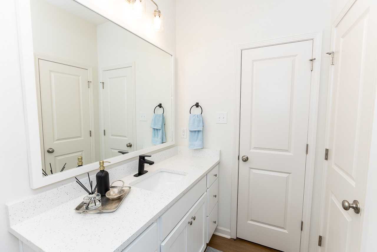 Sweetwater Point - Photo 6 of 50