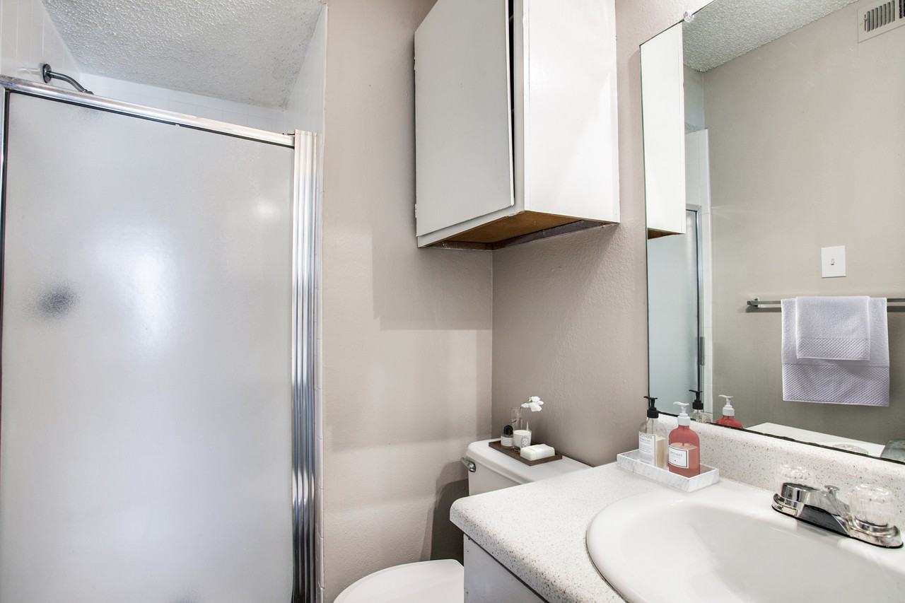 Waterside Apartment Homes - Photo 7 of 21